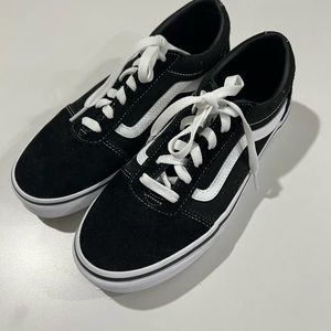 Ladies Vans Skate shoes